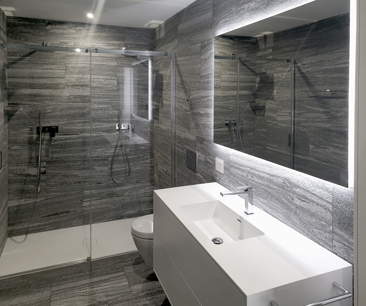 bagno doppio-lavandino-moderno